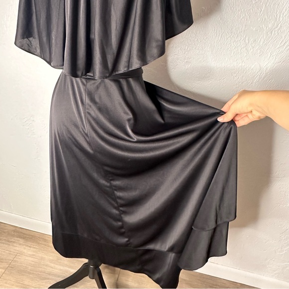 Vintage 1970 black wrap dress - Picture 5 of 6